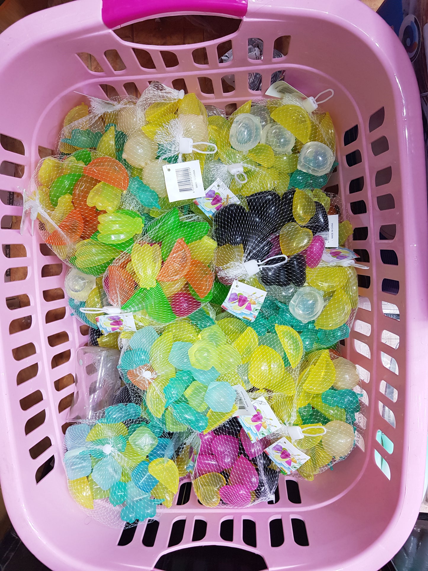 Reusable Ice cubes - Set of 24 cubes